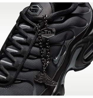 Кроссовки женские Nike Air Max Plus Black IM6019-010