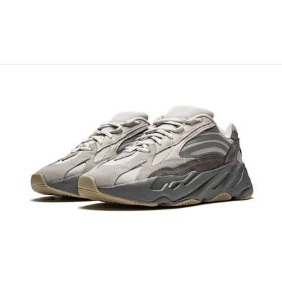 Кроссовки мужские Adidas Yeezy Boost 700 V2 Grey FU7914