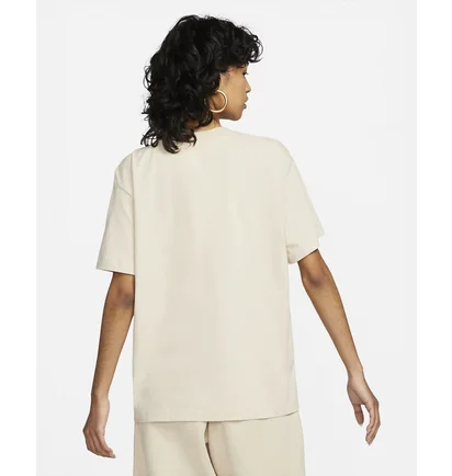 Футболка женская Nike W Nsw Essntl Tee Bf Lbr Beige Dn5697-126