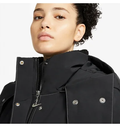 Парка жіноча Nike Sportswear Storm-Fit Swoosh Hooded Parka Black DJ1979-010