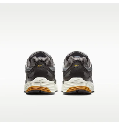 Кросівки чоловічі Nike P-6000 Grey CD6404-204