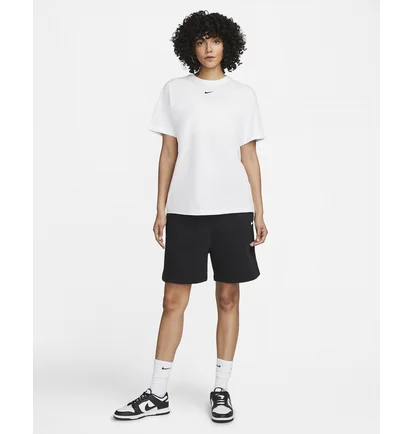 Футболка женская Nike T-Shirt W Nsw Essntl Tee Bf Lbr White DN5697-100