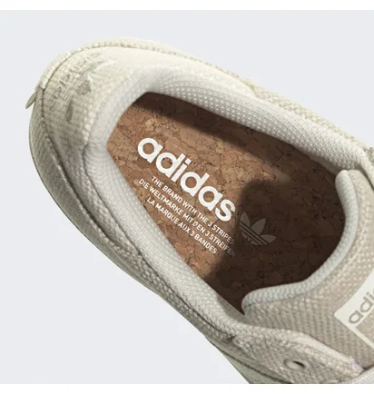 Кроссовки унисекс Adidas Superstar Shoes Beige HQ9113