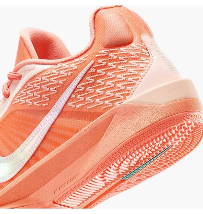 Кроссовки унисекс Nike Sabrina 2 Peach FQ2174-801