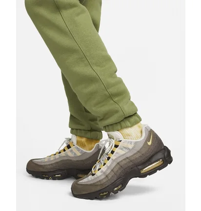 Штани чоловічі Nike Club Pant Cf Bb Olive Bv2737-334