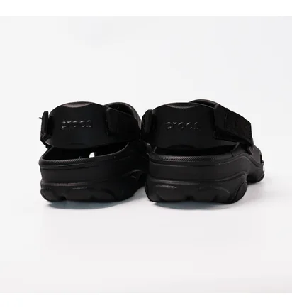 Тапочки унісекс CROCS Classic All Terrain Clog Black 206340-060