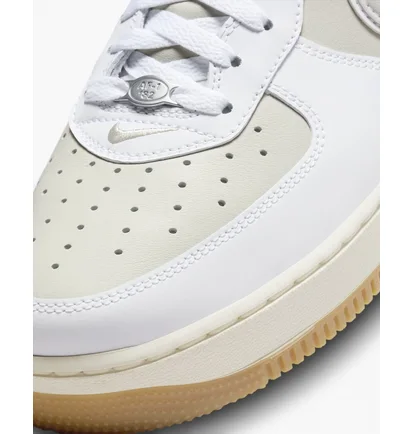 Кросівки чоловічі Nike Air Force 1 07 White/Olive FQ8201-100