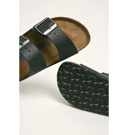 Тапочки женские BIRKENSTOCK Arizona Sfb Leoi Black 752483