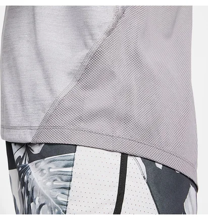 Лонгслив женский Nike Dri Fit Miler Grey AJ8128-056