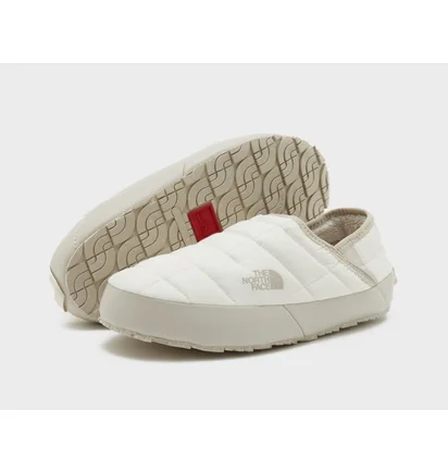 Тапочки женские The North Face Thermoball Traction Mule V White NF0A3V1H32F