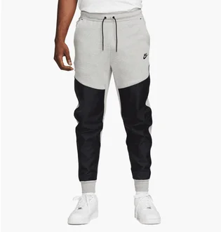Штаны мужские Nike Sportswear Tech Fleece Black/Grey DR6171-063