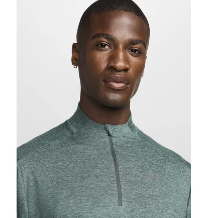 Кофта мужская Nike 1/2 Dri-Fit Element Green DD4756-338