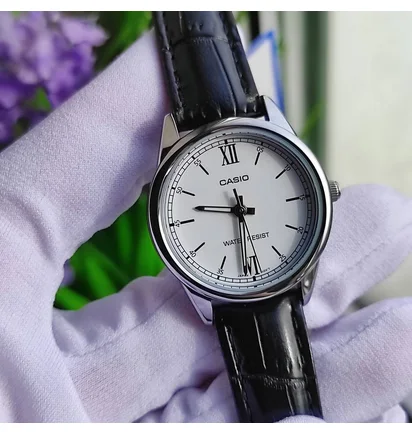 Часы женские Casio Timeless Collection LTP-V005L-7B2