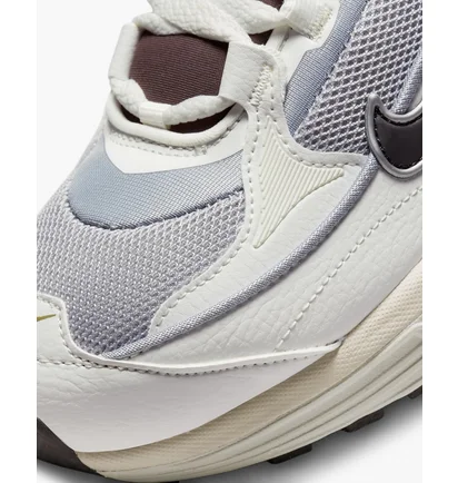 Кросівки жіночі Nike Wmns Air Max Bliss Nn White Dz4707-001