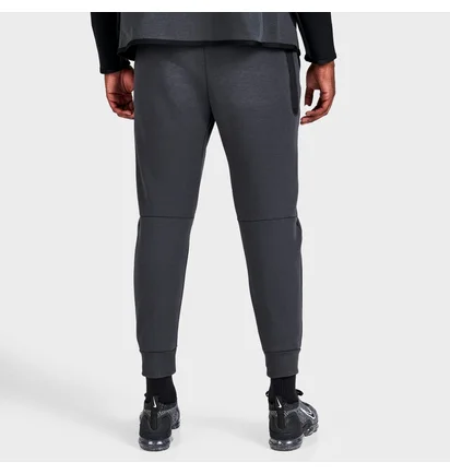 Штани чоловічі Nike Sportswear Tech Fleece Jogger Pants Black Dv0538-074