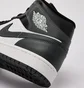 Кроссовки мужские Air Jordan 1 Mid Black/White DQ8426-001