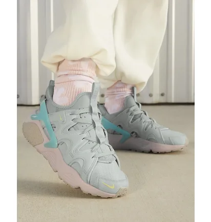 Кросівки жіночі Nike Air Huarache Craft Turquoise Dq8031-002