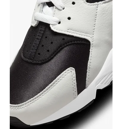 Кроссовки мужские Nike Air Huarache White DD1068-001