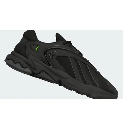 Кроссовки мужские Adidas Oztral Shoes Black HP6565