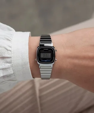 Годинник жіночий Casio Vintage LA670WEA-1E
