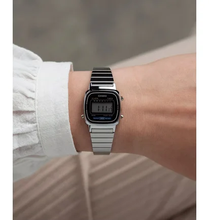 Годинник жіночий Casio Vintage LA670WEA-1E