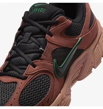 Кросівки чоловічі Nike V5 Rnr Brown II6292-003