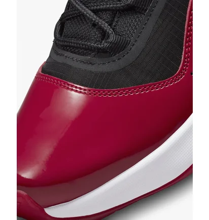 Кроссовки женские Air Jordan 11 Cmft Low Casual Shoes Black/Red Dv2629-006