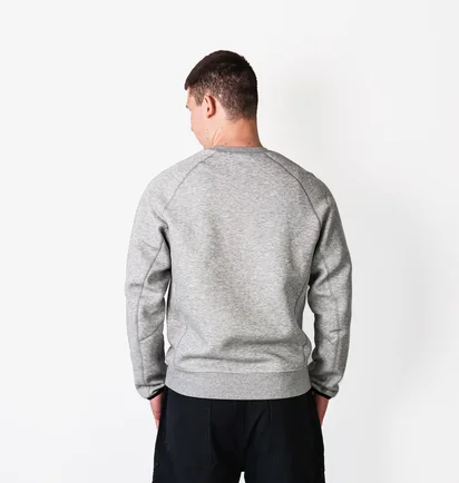 Свитшот мужской Nike Sportswear Tech Fleece Crewneck White FB7916-063