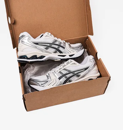 Кроссовки женские Asics Gel-Kayano 14 White/Metallic 1202A056-109