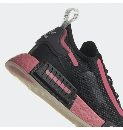 Кроссовки женские Adidas Nmd R1 Spectoo Black Fz3207