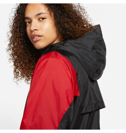 Вітровка чоловіча Air Jordan Essentials Woven Jacket Black/Red DA9832-010