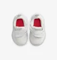 Кросівки дитячі Nike Team Hustle D 11 White DV8995-102