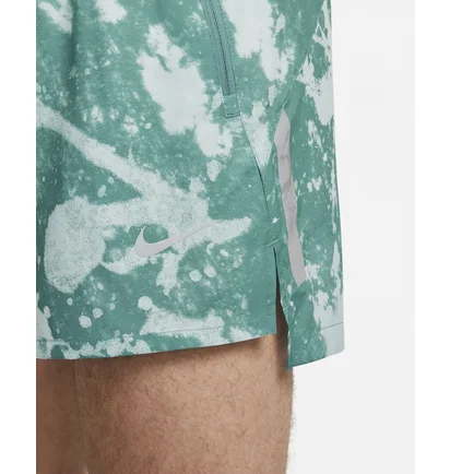 Шорты мужские Nike Dri-Fit Run Division Stride Green Dv9272-379