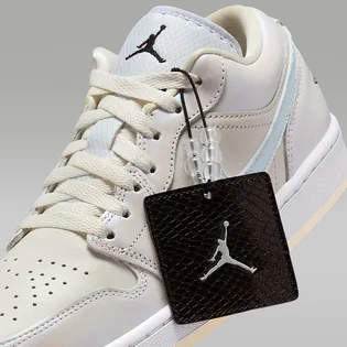 Кроссовки женские Air Jordan 1 Low Year Of The Snake Beige/White HF4080-001