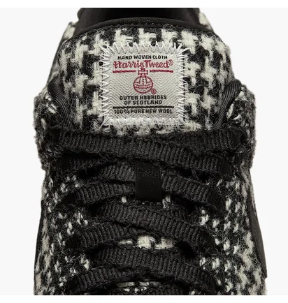 Кроссовки женские Nike Dunk Low Х Harris Tweed Black/White HQ5036-901