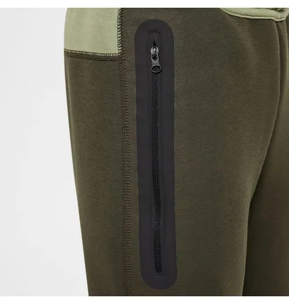 Штаны детские Nike Sportswear Tech Fleece Olive FD3287-325