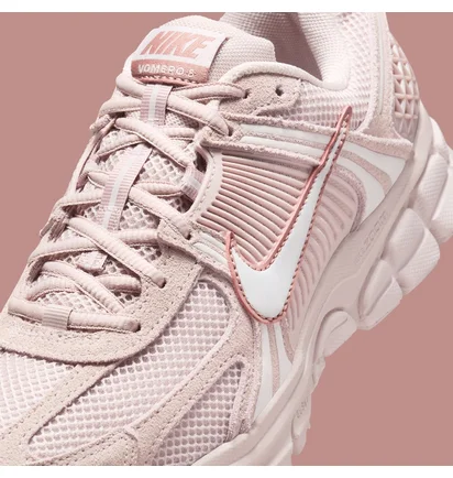 Кроссовки женские Nike Zoom Vomero 5 Pink HQ0458-600