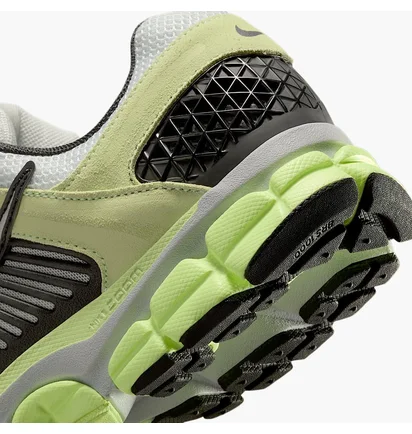 Кроссовки унисекс Nike Zoom Vomero 5 White/Green HF1553-700