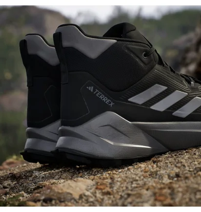 Ботинки унисекс Adidas Terrex Trailmaker 2.0 Mid Gore-Tex Hiking Shoes Black IE9062