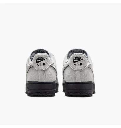Кросівки чоловічі Nike Air Force 1 07 Lv 8 Grey HQ1966-001