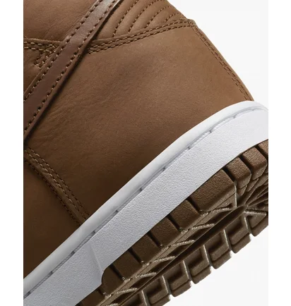 Кроссовки женские Nike Dunk High Premium Brown DX2044-200