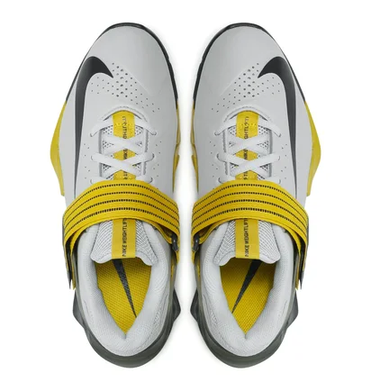 Кросівки унісекс Nike Savaleos CV5708-007