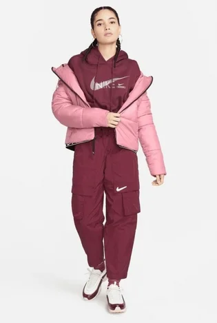 Штани жіночі Nike Sportswear Swoosh Mid-Rise Woven Trousers Violet DR5622-638