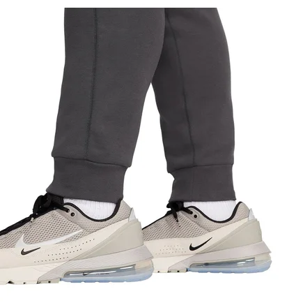 Спортивний костюм чоловічий Nike Tech Fleece Black FB7921-060__FB8002-060