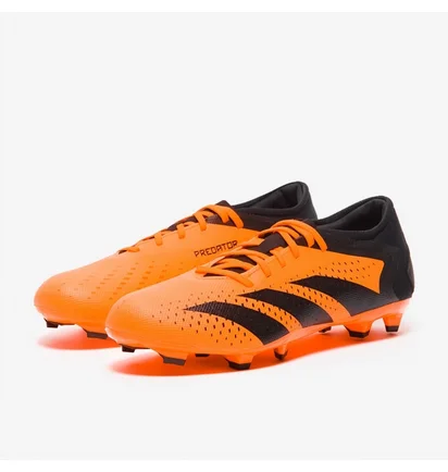 Бутсы унисекс Adidas Predator Accuracy.3 Low Orange/Black GW4601