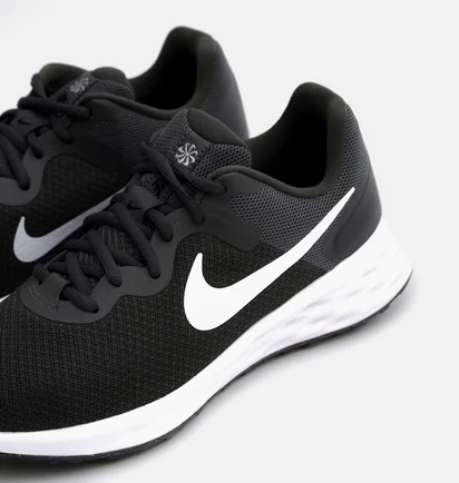 Кросівки чоловічі Nike REVOLUTION 6 DC3728-004