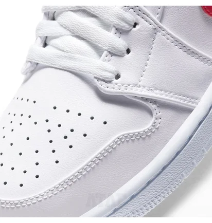 Кроссовки женские Nike Air Jordan 1 Low Wmns White University Red Ao9944-161