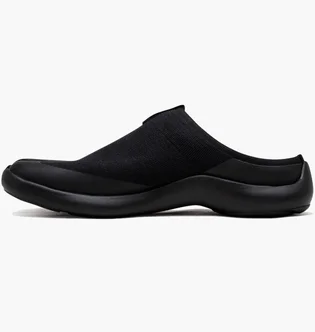 Тапочки унисекс Tabi Footwear Mules Black 231