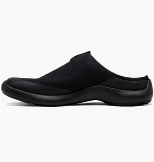 Тапочки унисекс Tabi Footwear Mules Black 231