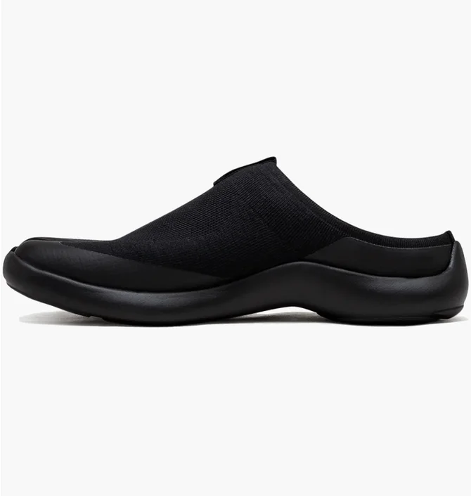Тапочки унисекс Tabi Footwear Mules Black 231